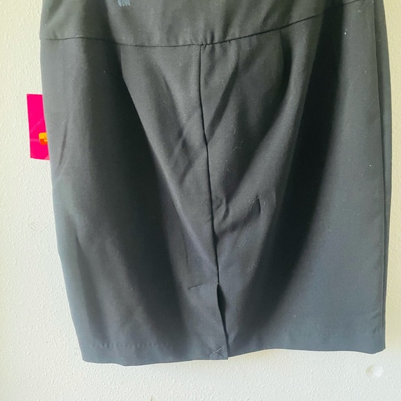 New with tag - Picture 4 of 4